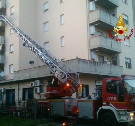 Fuga di gas, evacuato il condominio