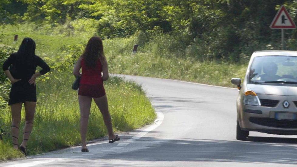 Il sindaco dichiara guerra alla prostituzione nelle Cerbaie 