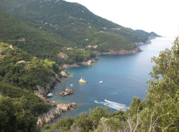 Nuova viabilità alla Cala, il Comune va avanti