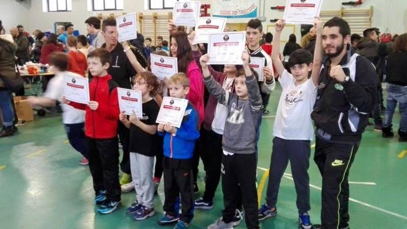 Cento bambini al criterium giovanile di boxe