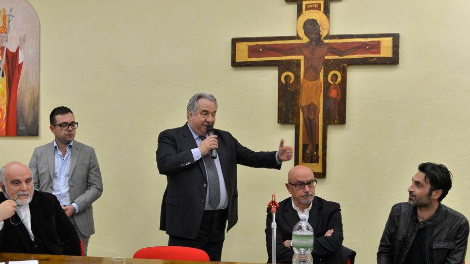 In un libro il gioielliere Fabio Rosas racconta il padre