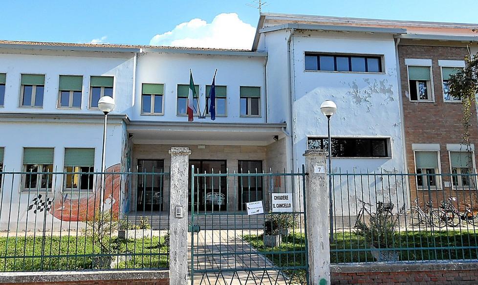 La scuola contro gli atti di vandalismo 