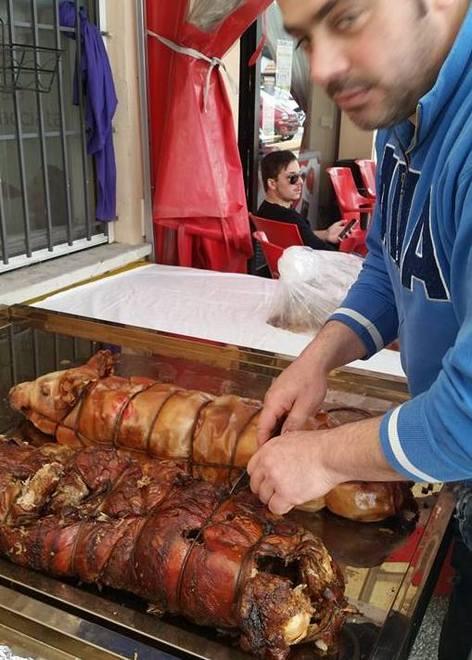 Festa della porchetta in piazza Ferrari
