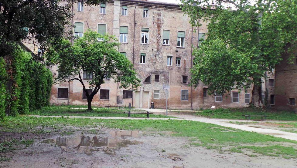 «Servono aree attrezzate per bimbi in centro» 
