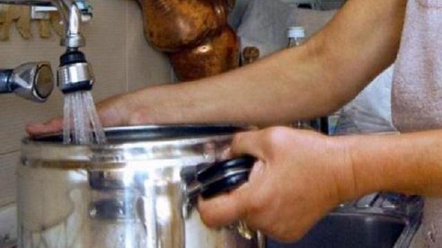 Acqua, bollette sempre più care: in Sardegna si pagano 380 euro all’anno a famiglia