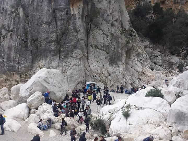 La folla di Pasquetta a Gorropu