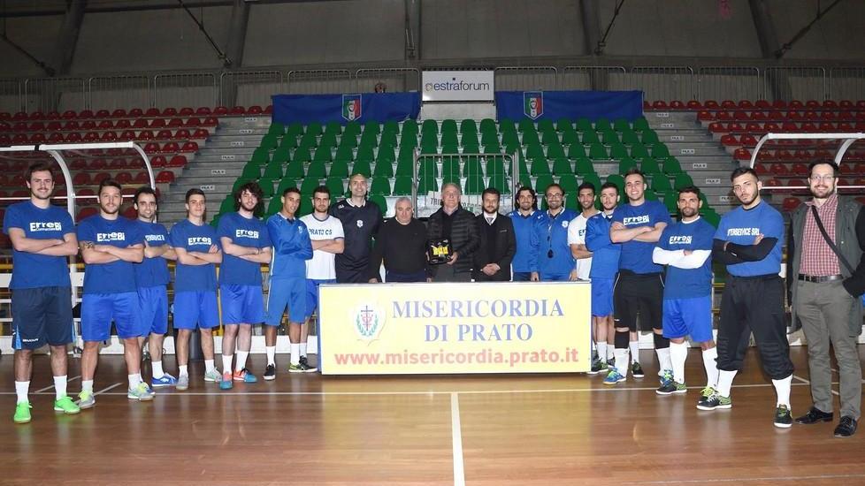 Estraforum, la Misericordia ha donato un defibrillatore