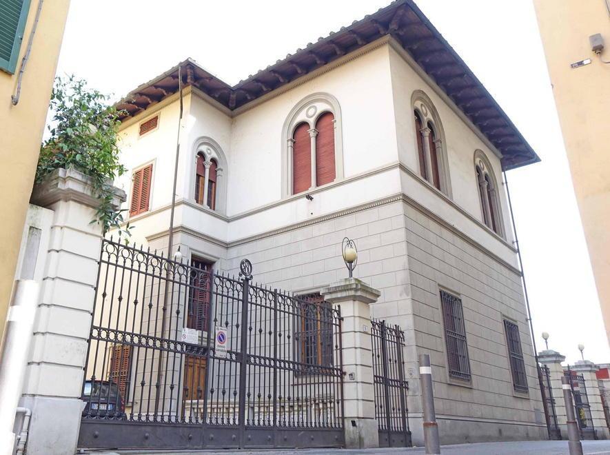 All’asta villa liberty con parco per poco meno di due milioni