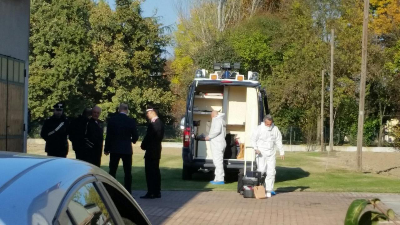 I primi rilievi dopo l'assalto a Renazzo