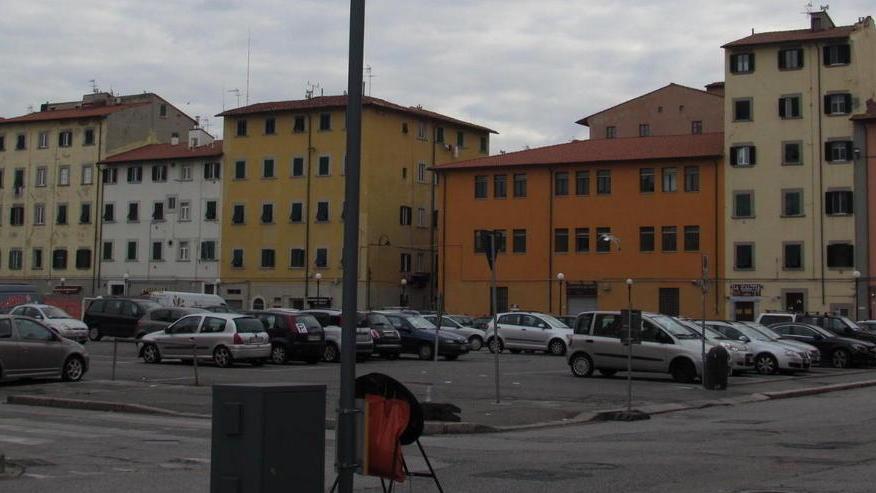 I residenti della Venezia: levate l’area pedonale, ci ha tolto 70 posti auto