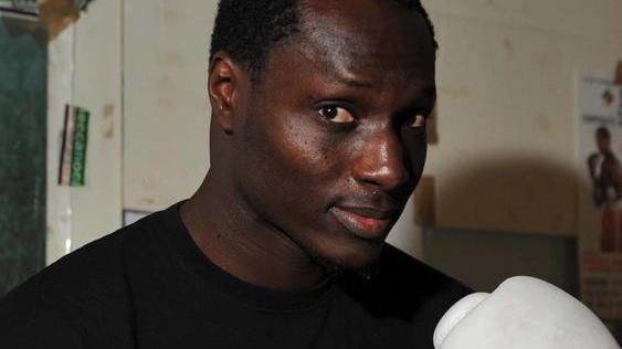 Ex pugile senegalese insegnerà ai migranti