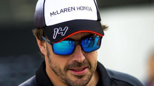 F1, Alonso alza le mani Per l’ex ferrarista niente Gp del Bahrain
