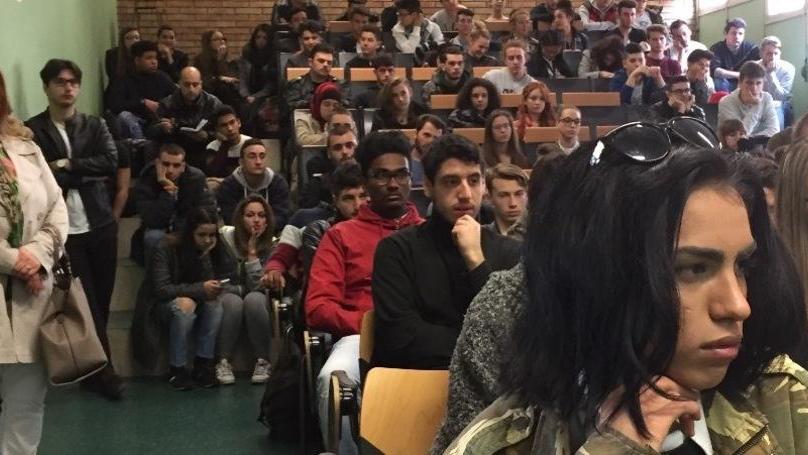 Gli studenti del “Nobili” a lezione di legalità