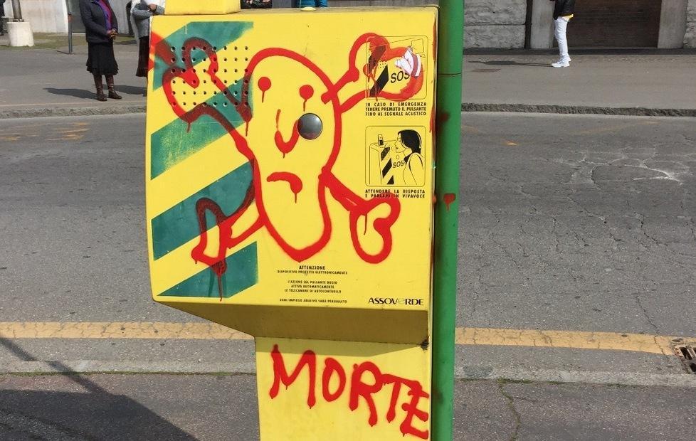 «Ripulite il nostro quartiere dai murales» 