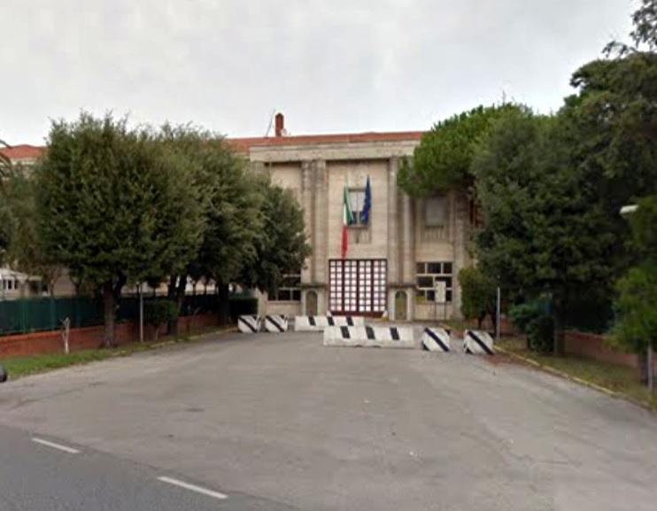 Precipita col paracadute, gravissimo capitano del Tuscania