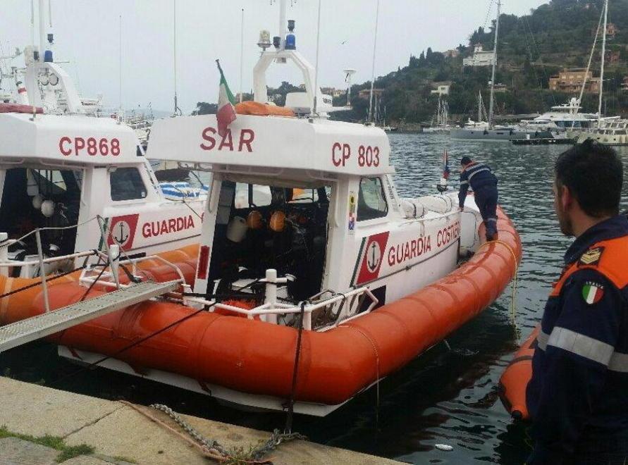 Malore in barca per un ragazzo di 21 anni 