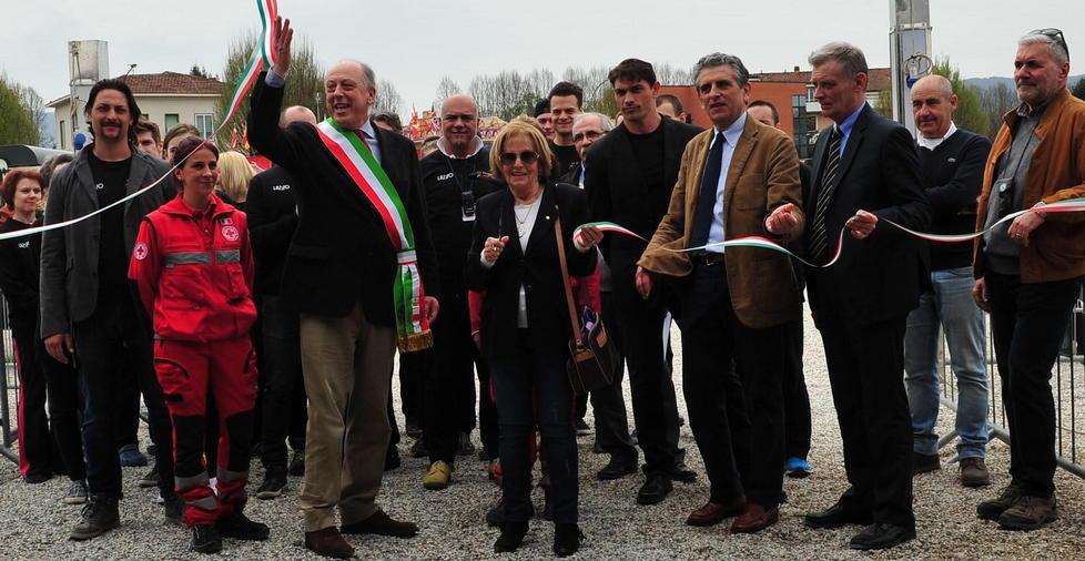 La corsia da ampliare le fioriere da spostare e poi «trasloco rapido» 