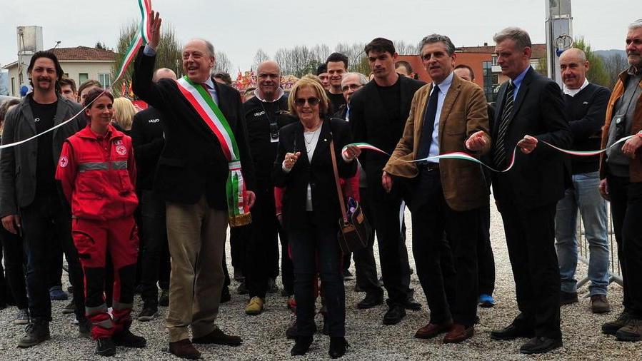 La corsia da ampliare le fioriere da spostare e poi «trasloco rapido»