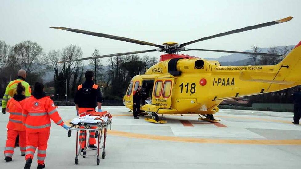 Il primo atterraggio nell’elisuperficie del nuovo ospedale