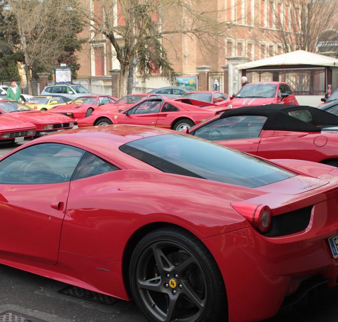 Poviglio, domani raduno di Ferrari a Casa Motta