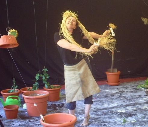 Prezzemolina in scena alla Sala della musica