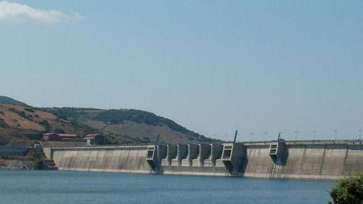 Il paese del lago Omodeo soffre la grande sete 