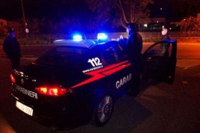 Si schianta nella notte contro un albero: muore 47enne di Castelvetro 