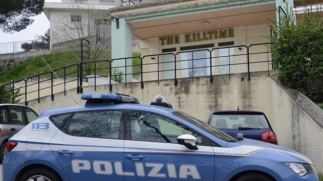 Sigilli al Kill Time, i titolari contro la questura: «È un bel pesce d’aprile»