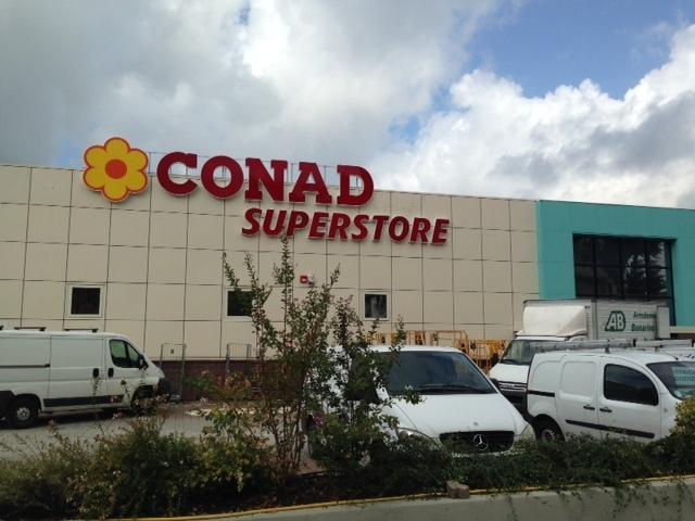 Il supermercato Conad di viale Adua
