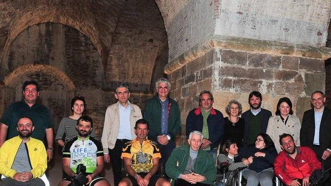 Sulla Francigena contro le barriere