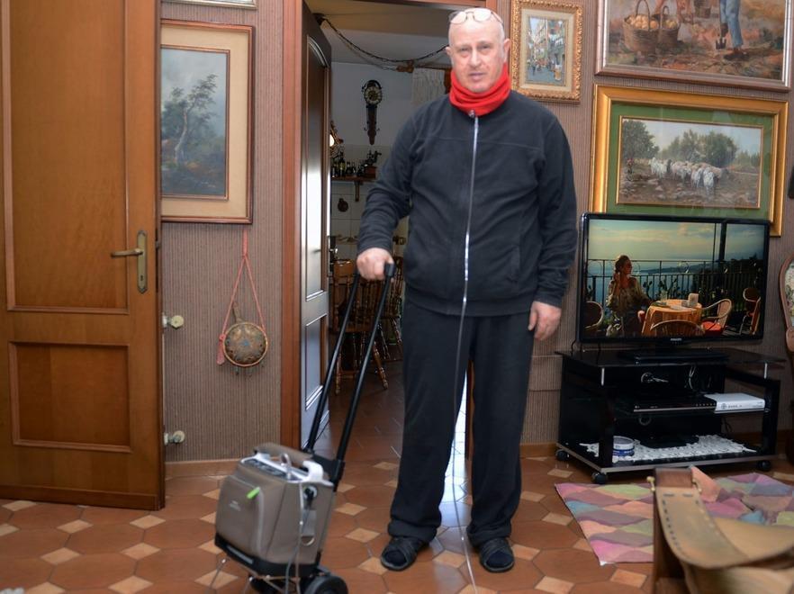 «Ossigenatore troppo pesante per me è difficile spostarlo»