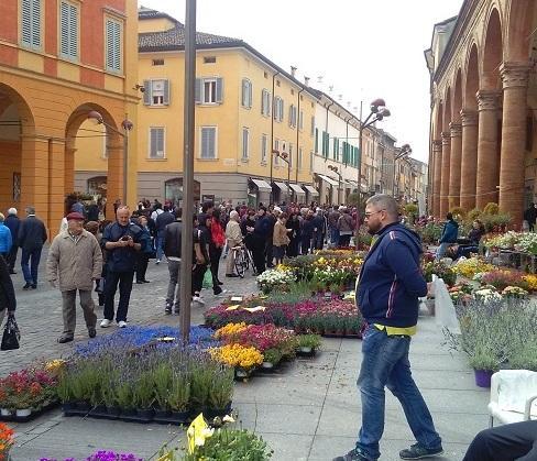 “Carpi in fiore” riempie il centro 