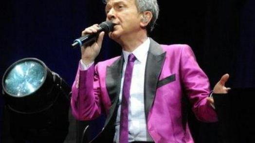Pupo si racconta in musica e per beneficenza