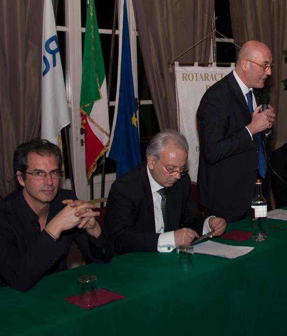Incontro al Rotary con la Legatumori