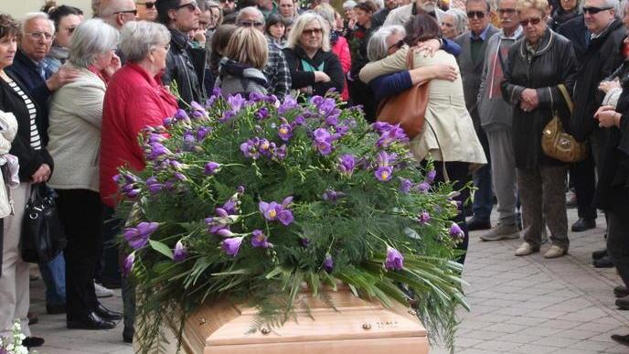Tanti amici del Carnevale per l’addio a Luigi Miliani