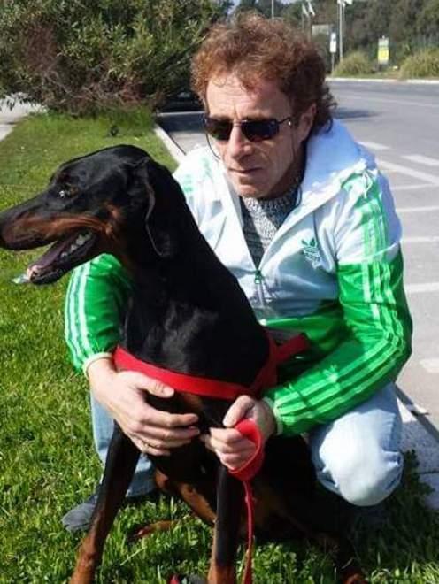 Muore a 49 anni per un aneurisma 