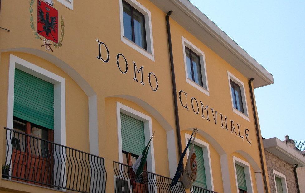 Oliena, un bando contro le povertà 