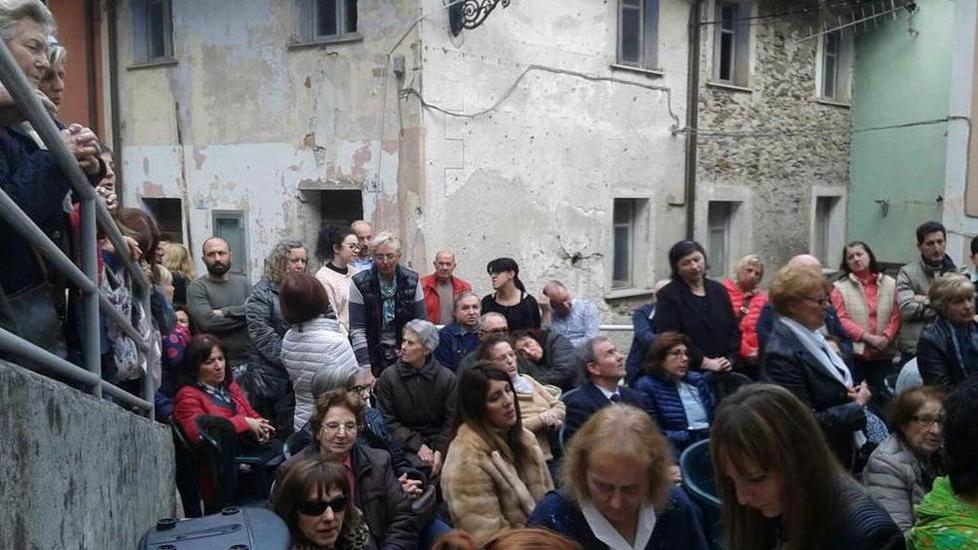 Mille fedeli a Canevara alla 24 ore di preghiera