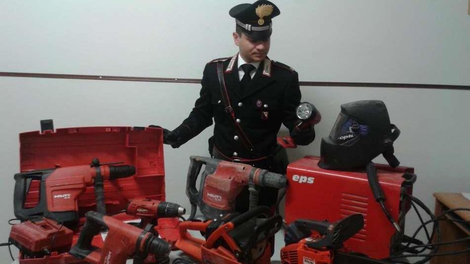 La merce sequestrata dai carabinieri