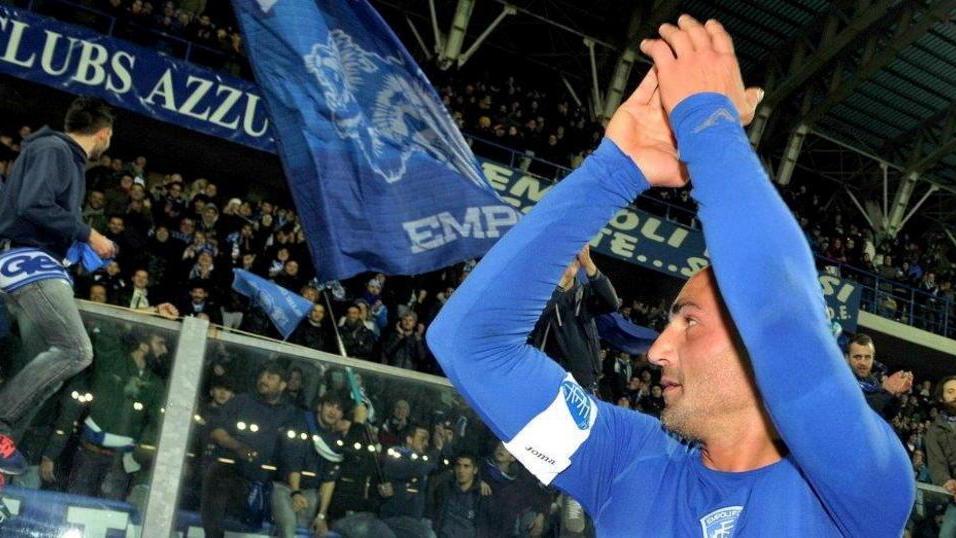 Azzurri e viola in campo insieme per sostenere l’ospedale Meyer