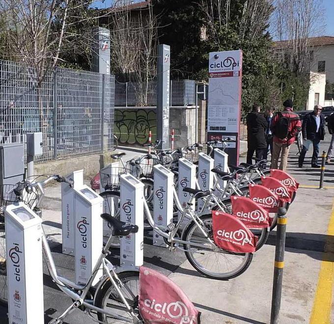 Abbonamenti in regalo per bus e bike sharing