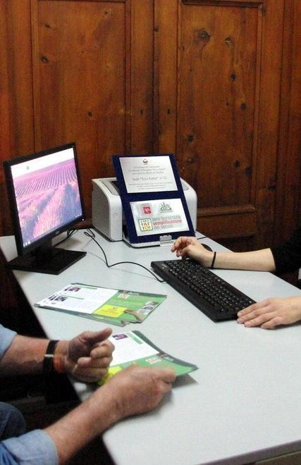 Lavoro per 4 mesi allo sportello Ecco fatto