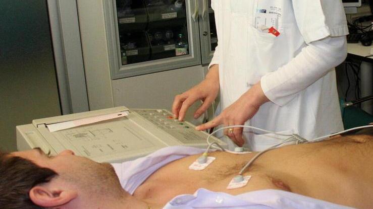L’Asl: per tutto aprile appuntamenti dimezzati