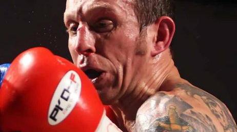 Boxe, il peso e l’abbraccio, poi inizierà la sfida tra Bottai e Di Fiore