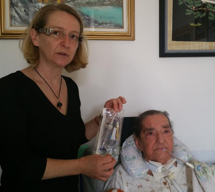 Malata e in sedia a rotelle «Abbandonata dall’Asl» 