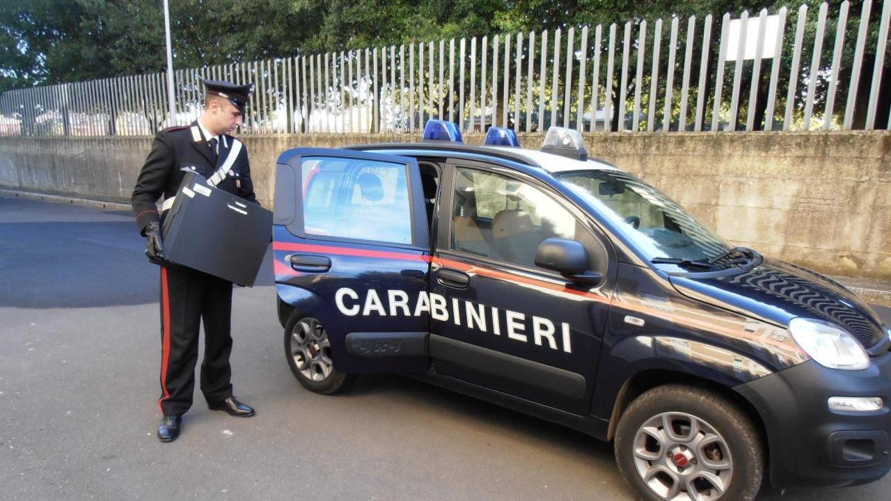 Sgominata banda di spacciatori, numerosi arresti