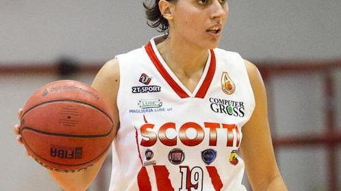 Use: operata al crociato la play Ariella Balestri