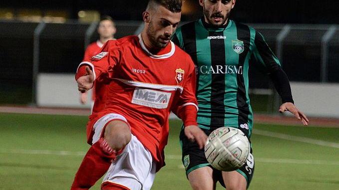 Lucarelli sprona i suoi a una forte reazione