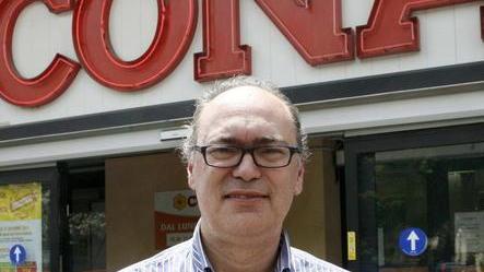 I cibi in scadenza distribuiti alle famiglie bisognose