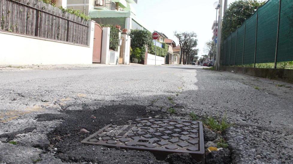 Pierucci: «Presto i lavori per riasfaltare le strade»